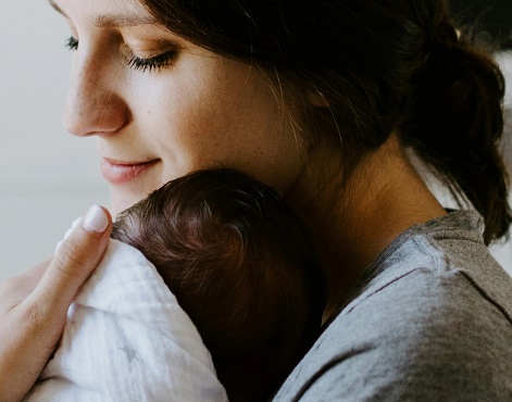 Postpartum Protection: Understanding Maxi Pads After Birth